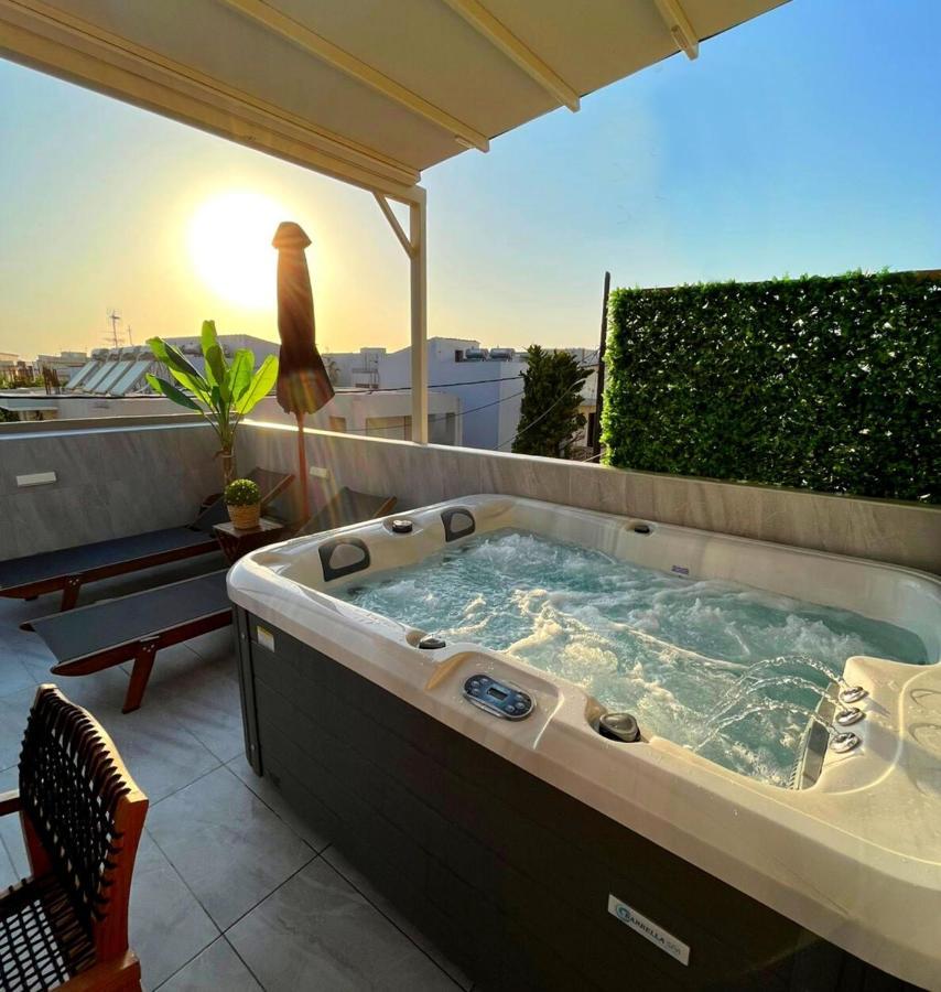 העיירה רתימנו Diogenis Seaside Suite מראה חיצוני תמונה